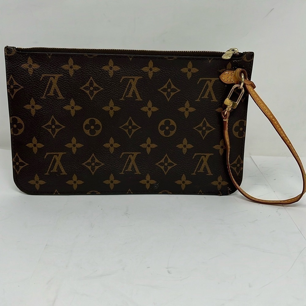 Louis Vuitton Monogram Beige Neverfull MM Zip Pouch Wristlet